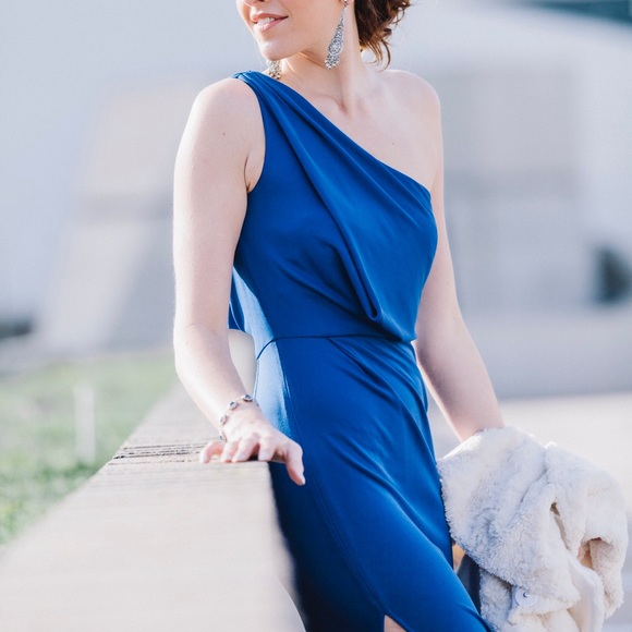 SOLD-🌷HOST PICK🌷BCBG Floor Length Gown - Picture 6 of 8